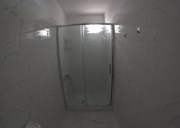 Elegant 4br Maisonette For Families And Groups Apartamento